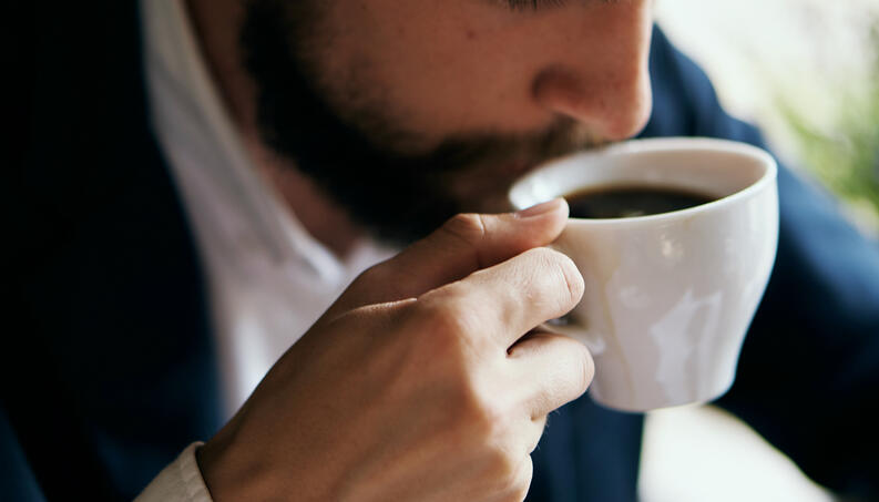 Tipos de café: As diferenças de aroma, preparação e forma de servir